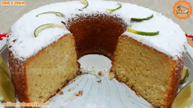 BOLO SUPER FOFINHO DE CREME DE LEITE DERRETE NA BOCA